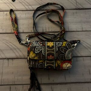 Vera Bradley Crossbody clutch